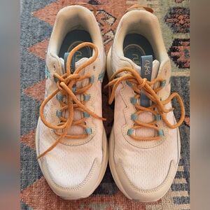 Ryka White Sneakers with Orange Accents Sz 10